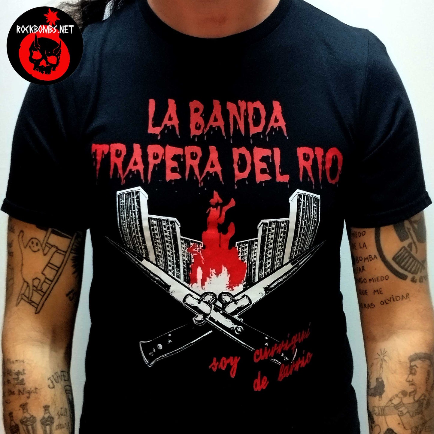 LA BANDA TRAPERA DEL RIO Soy curriqui de barrio