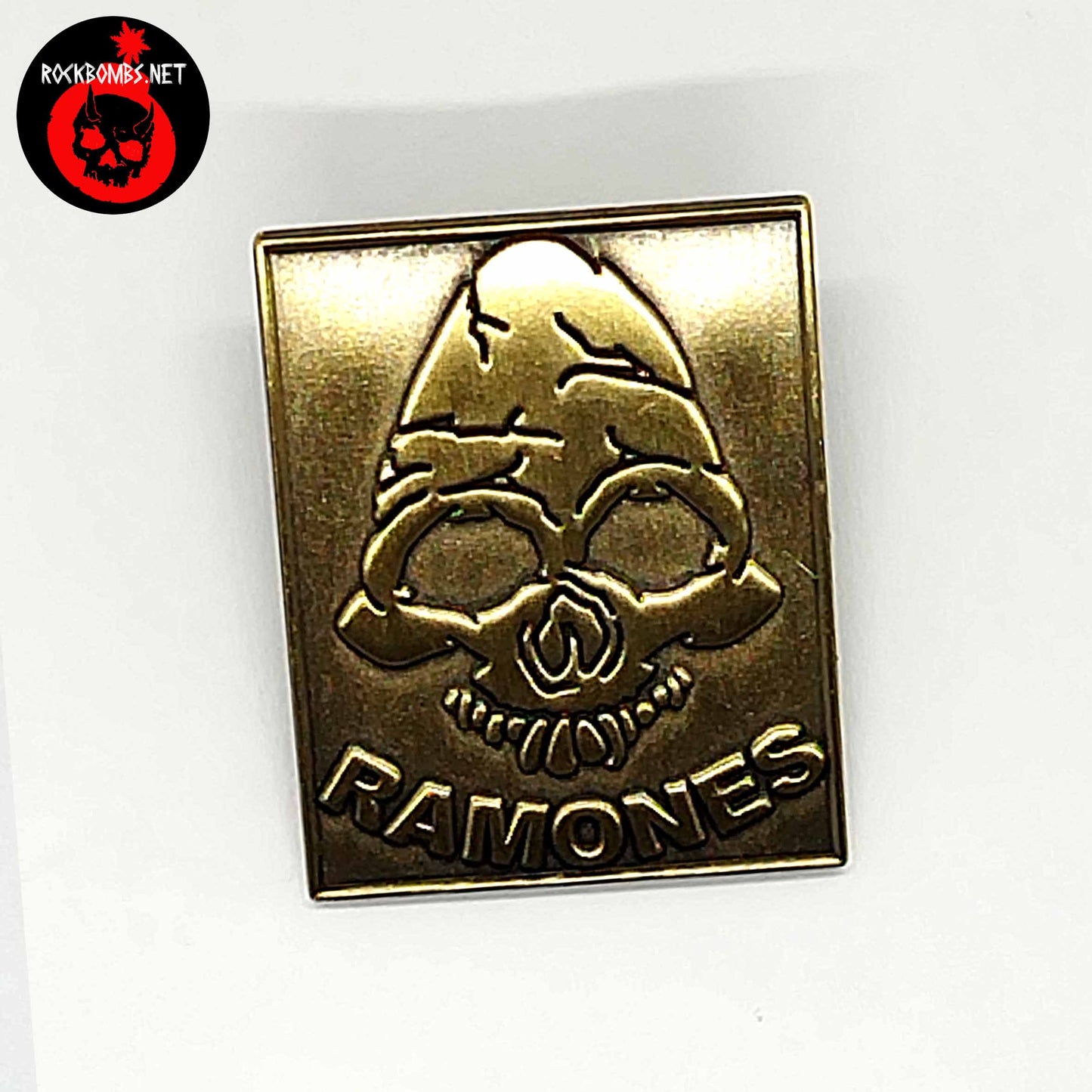 PIN RAMONS small